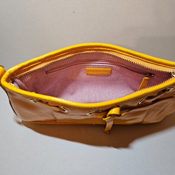 NWT Dooney & Bourke Yellow Patent Leather Drawstring Shoulder Bag Purse - Picture 2 of 3